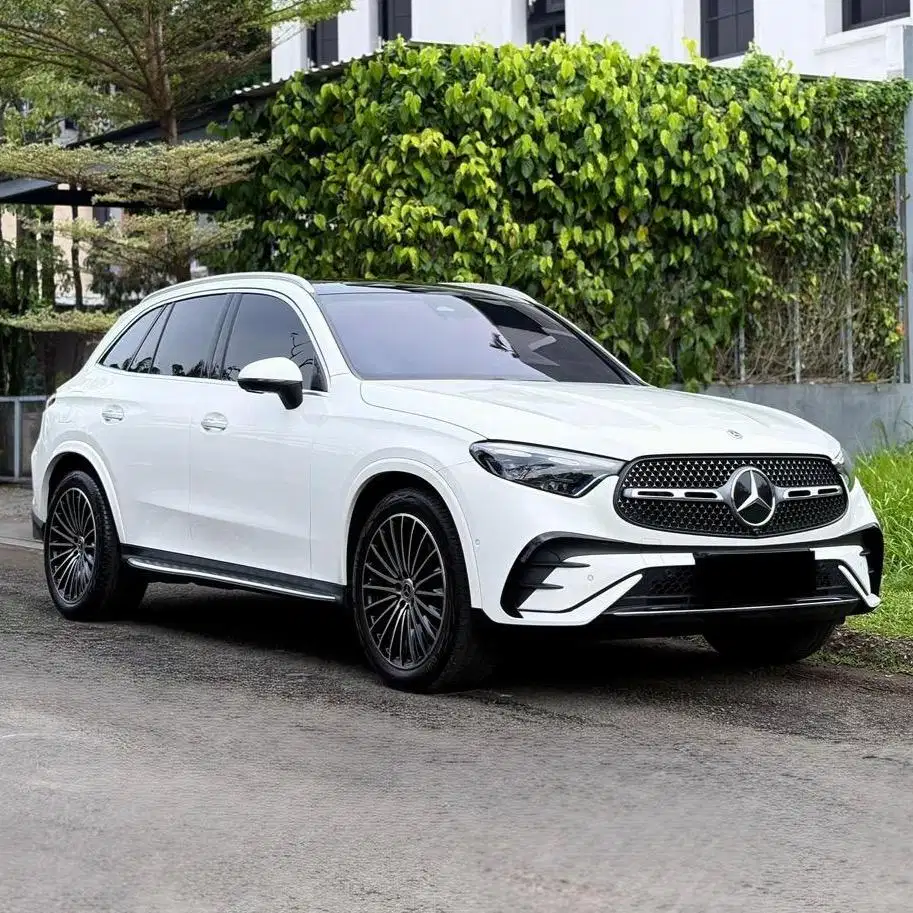 (CASH) Mercedes Benz GLC300 AMG MBUX 2024