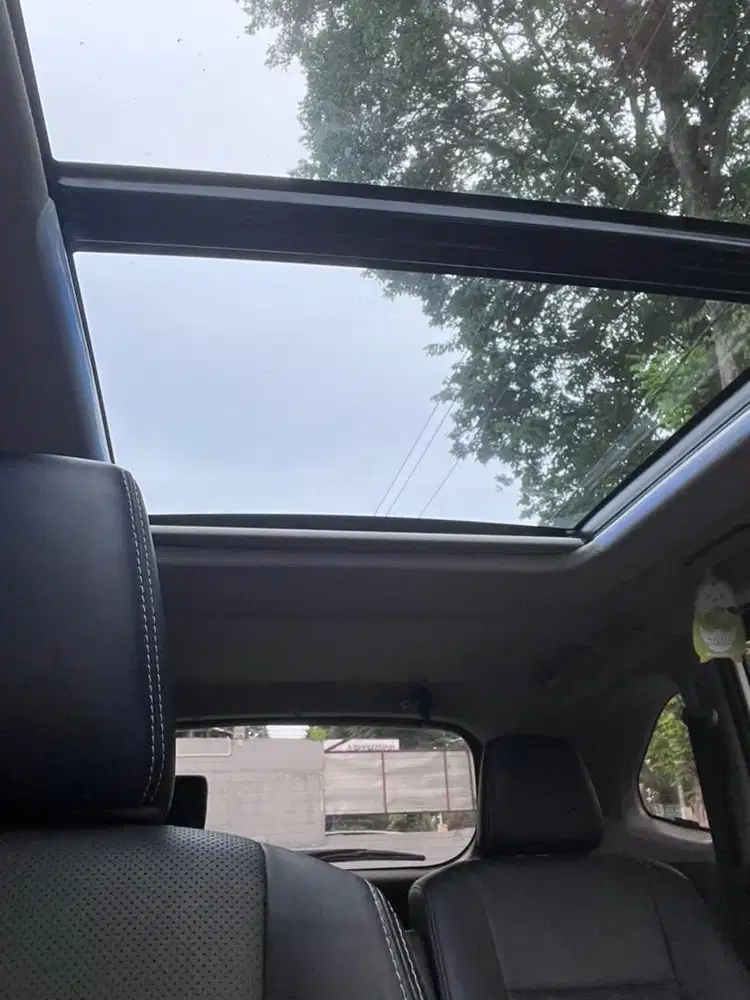 Toyota Innova Zenix Q Hybrid TSS