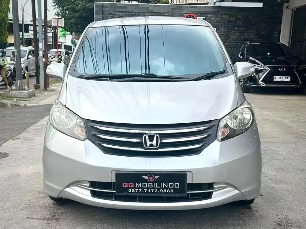 Honda Freed 1.5 E PSD Automatic Th 2011