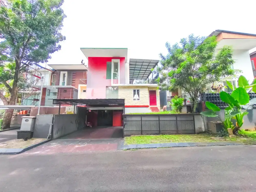 Rumah 2 Lt Strategis 8 Mnt ke Pintu Tol Cibubur 2 Hadap Timur J-47721