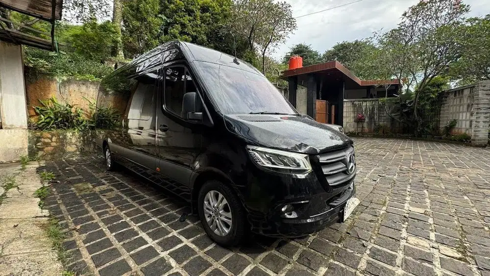 Mercedes Benz Sprinter Tahun 2023