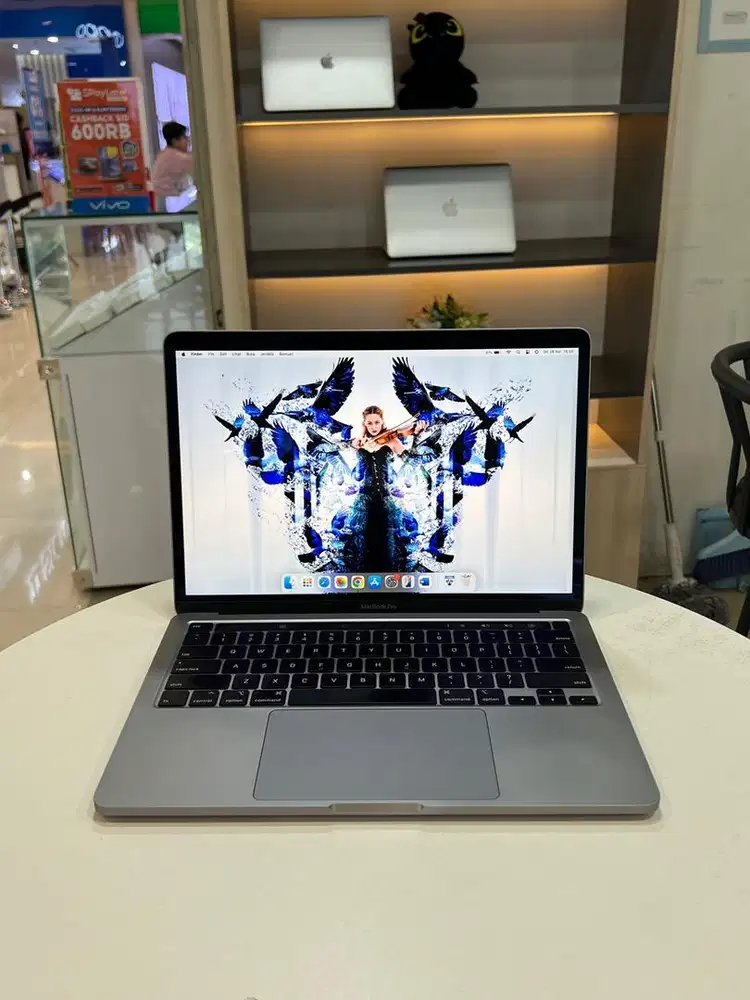 MacBook Pro 2020 i5 8/512GB