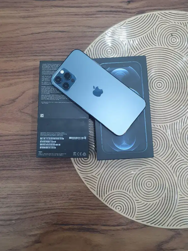 Iphone 12 Pro 256gb bh75% mulus all operator permanent