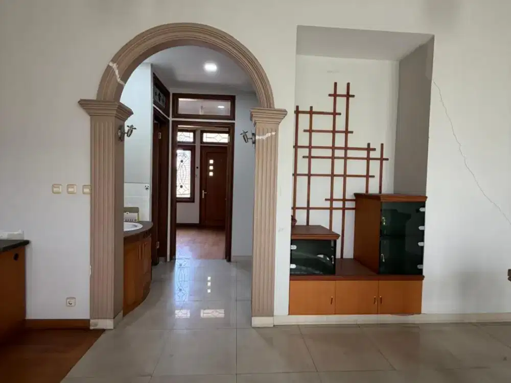 Rumah di Setraduta Permai Bandung