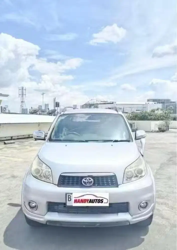 Toyota Rush S TRD Tahun 2013 Automatic Silver Metalik