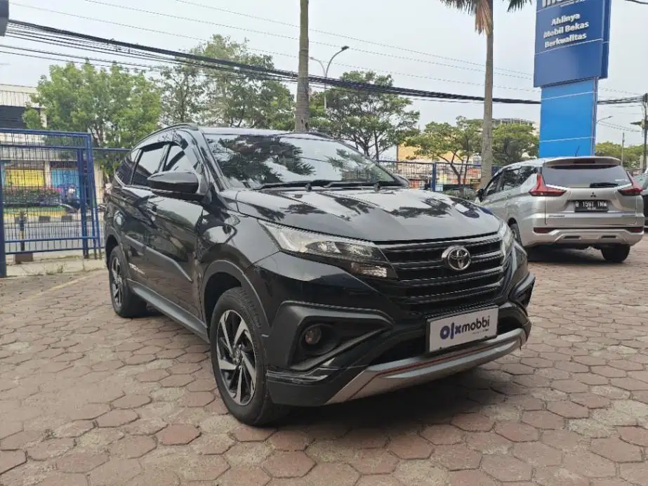 DP MURAH Toyota Rush 1.5 TRD Sportivo 7 Bensin-MT 2019 Hitam C2RRE