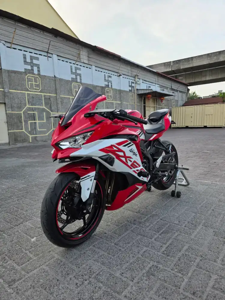 Kawasaki ZX25R ABS QS Merah Putih 2021