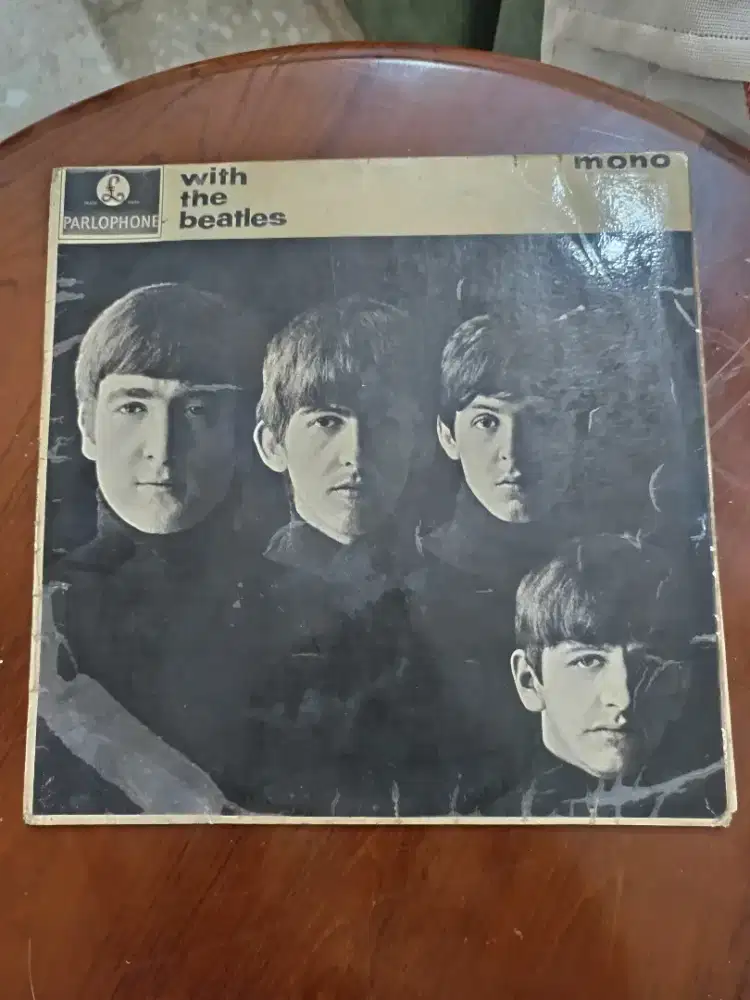 piringan hitam the beatles