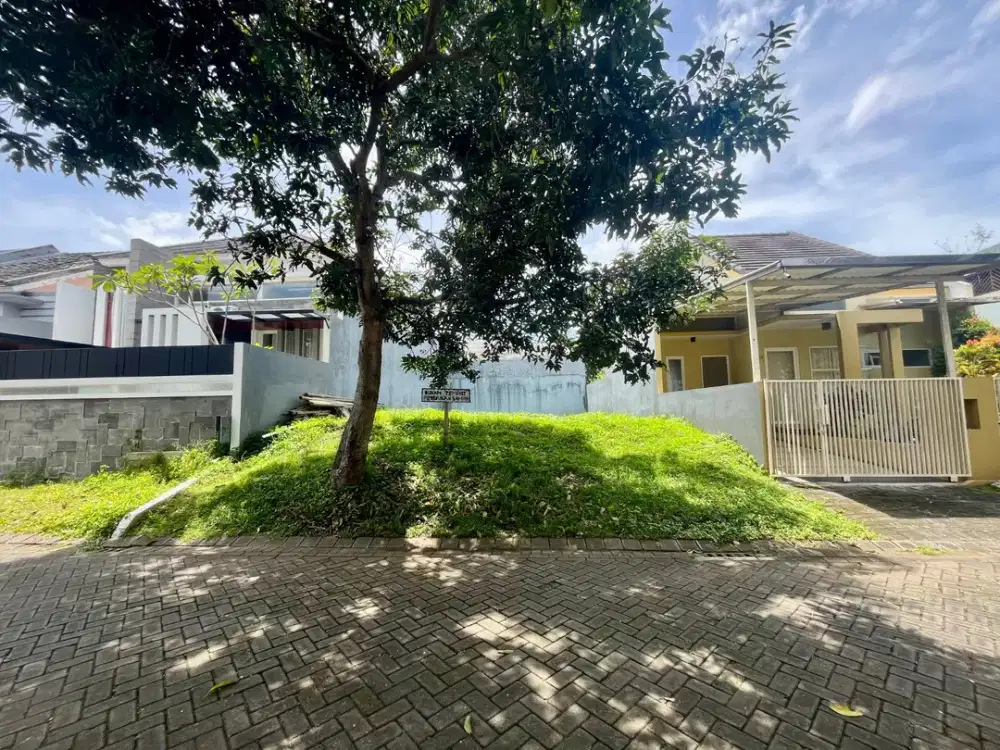 LANGKA Tanah Araya Grenwood Golf Dekat Djati Loange