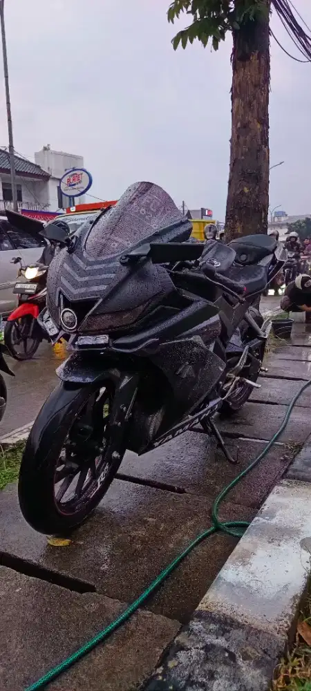 Yamaha R15 2018