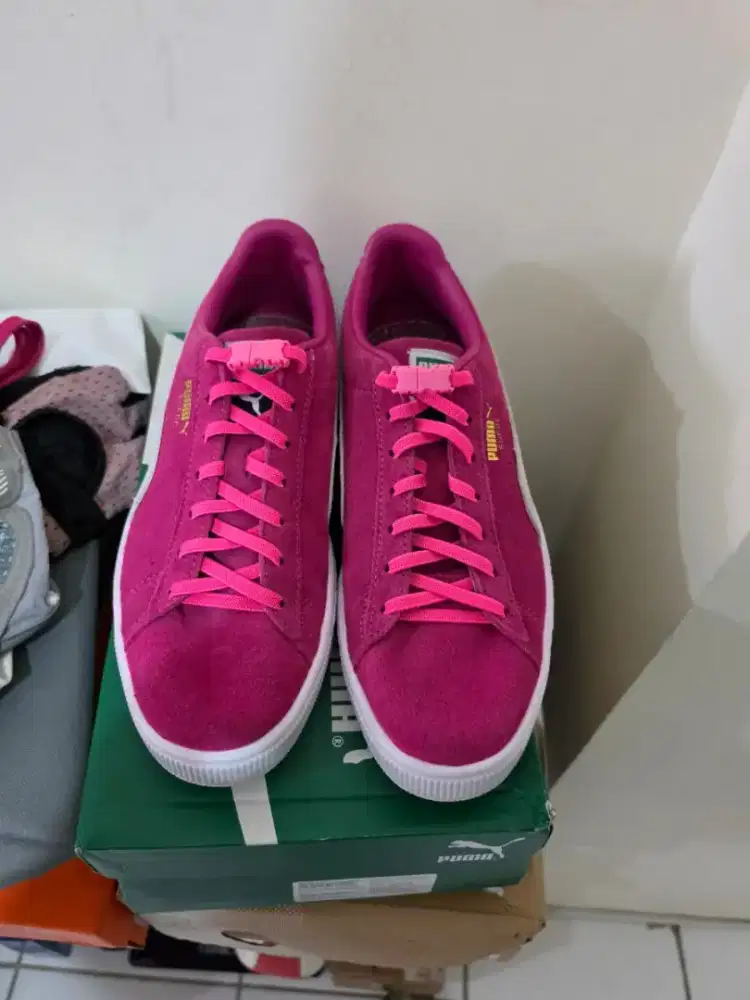 Sepatu Sneaker PUMA Suede