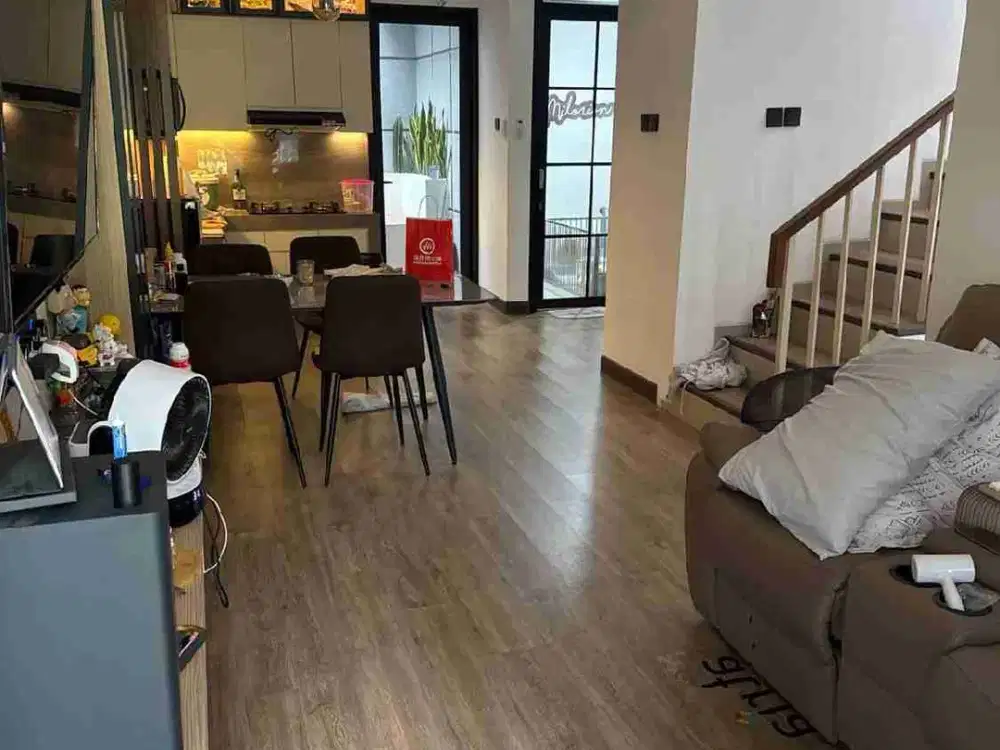 Hadap Timur Furnish Full Renov Sport Club Kolam Renang Free