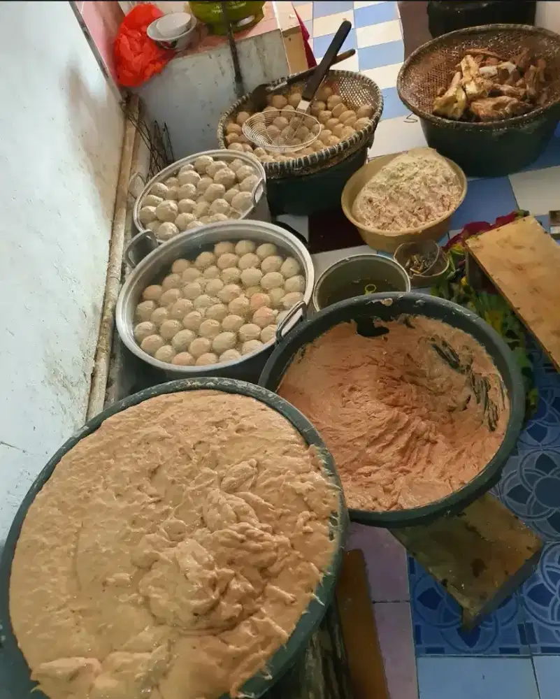 Mencari pekerjaan di bidang bakso