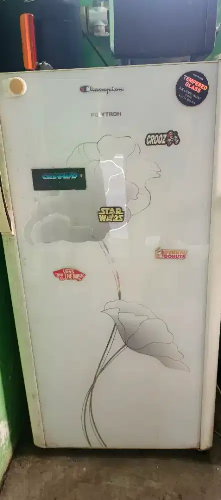 Kulkas freezer polytron