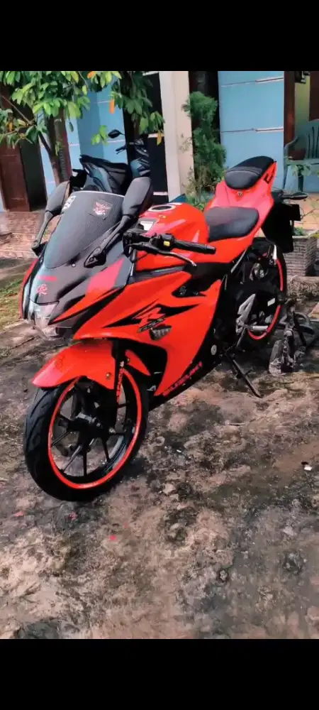 Suzuki GSX R150