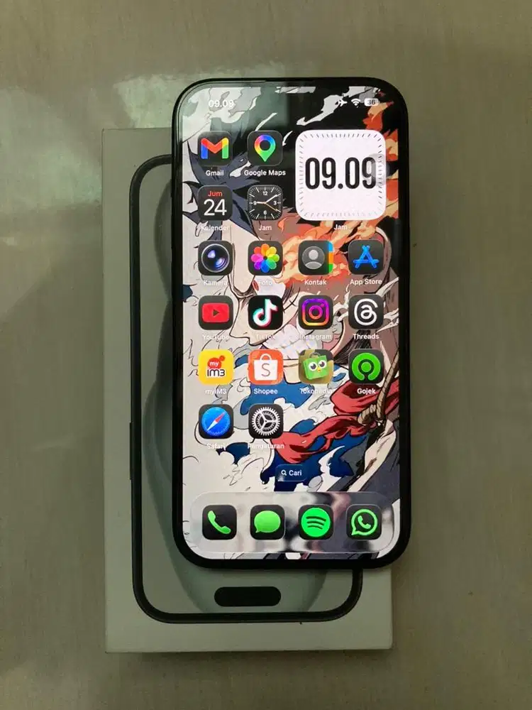 iPhone 15 / 128 Gb iBox