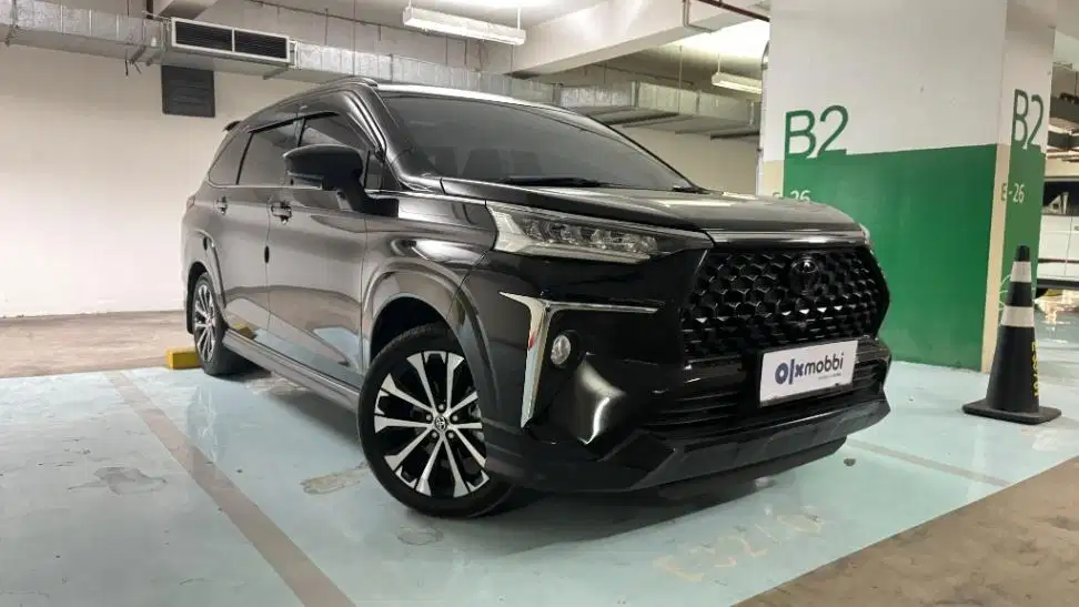 DP MURAH Toyota Avanza 1.5 New Veloz Q Bensin-AT 2022 Hitam C7YUA