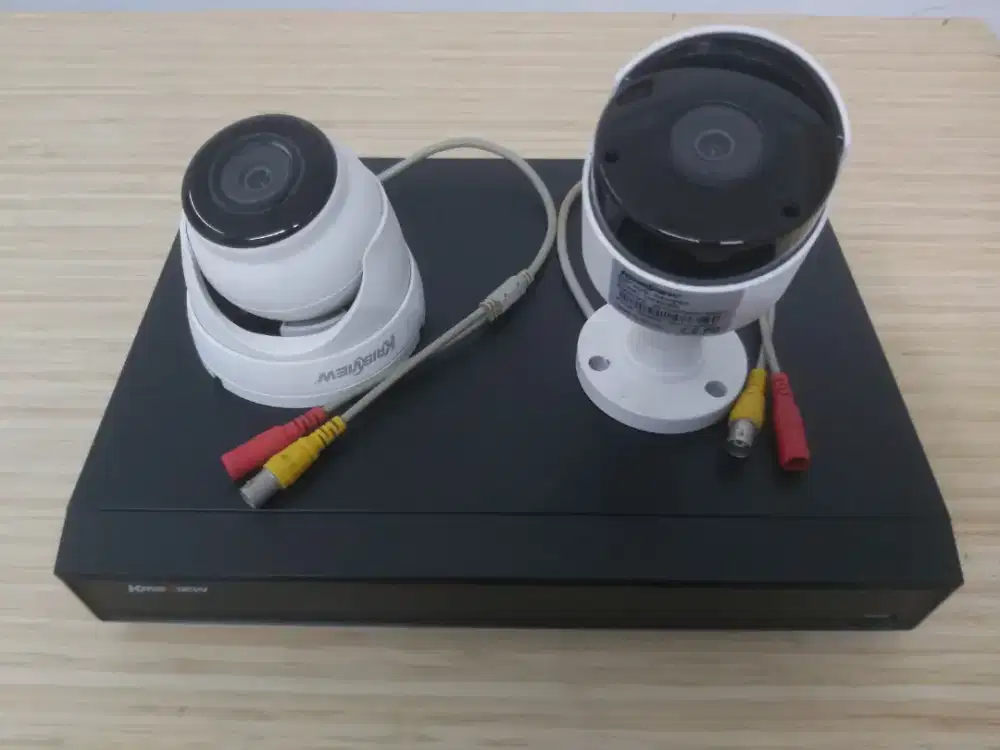 CCTV KrisView 1 Unit HD DVR & 2 Unit Camera Indoor + Outdoor