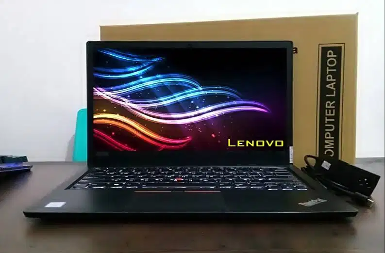 Laptop Fulzet | Core i5 | Ram 8gb | SSD 256 | super mulus segel normal