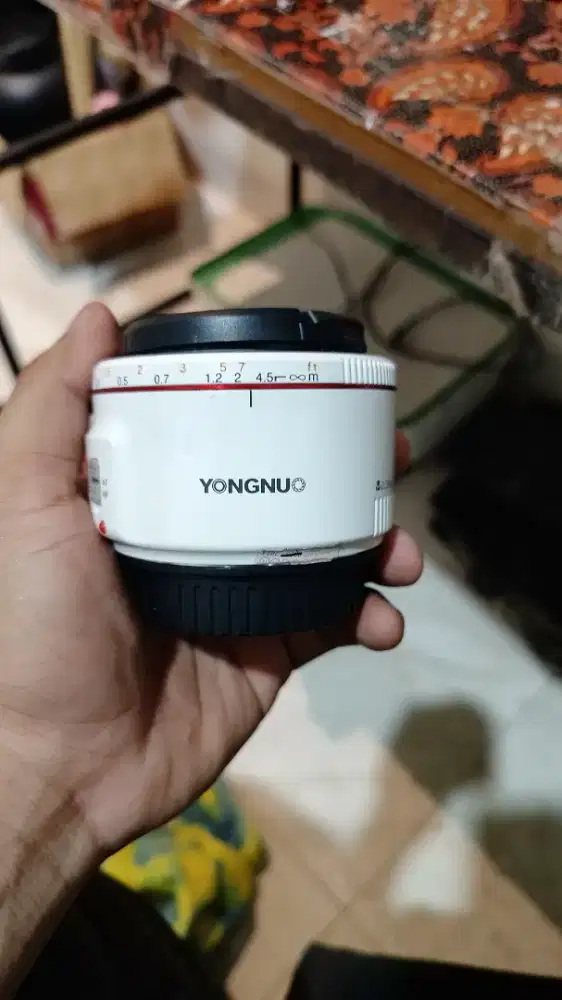 Tamron AF 70-300mm f/4-5.6 Di LD Macro