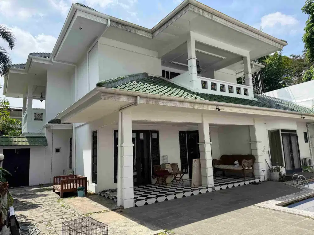 Rumah Mewah 2 Lantai + private pool Kemang Jaksel