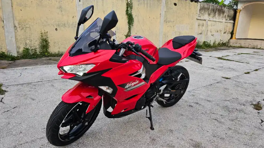 Kawasaki Ninja 250 FI Istimewa..