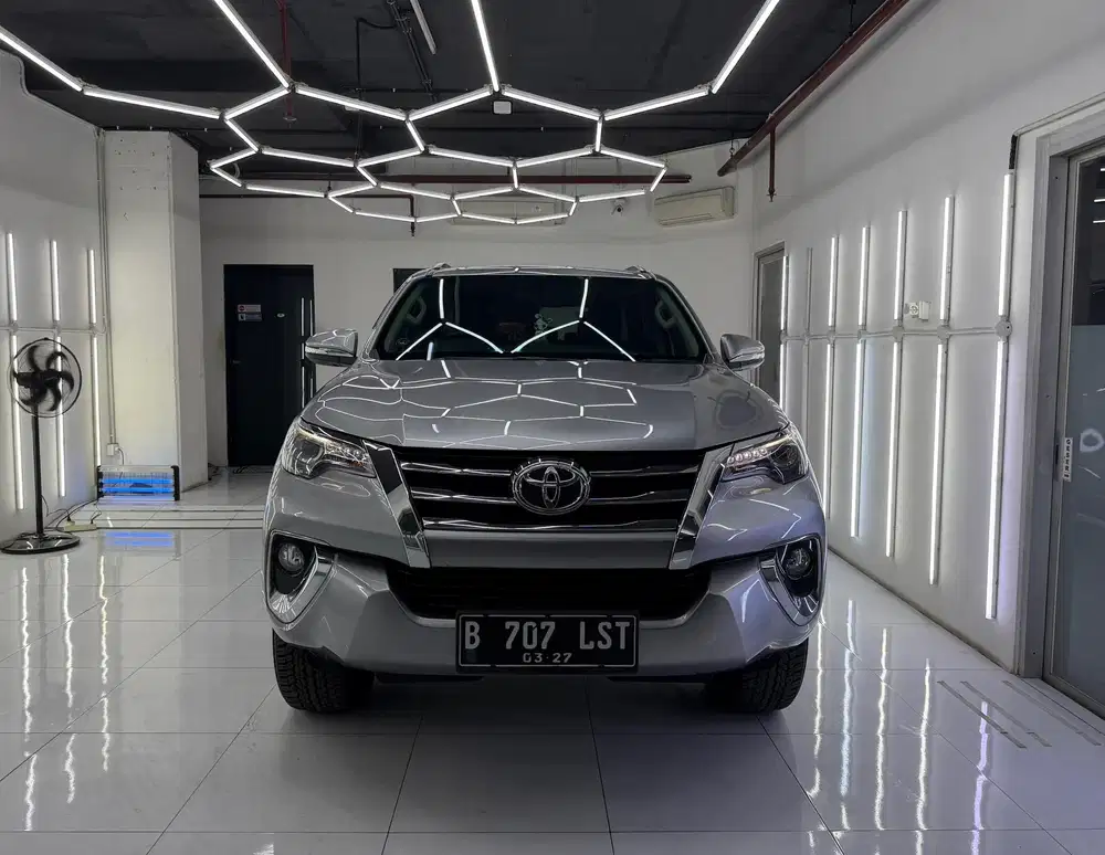 [ LOW KM MASIH PLASTIKAN ] Fortuner VRZ 2017 NIK 2016 pajak baru