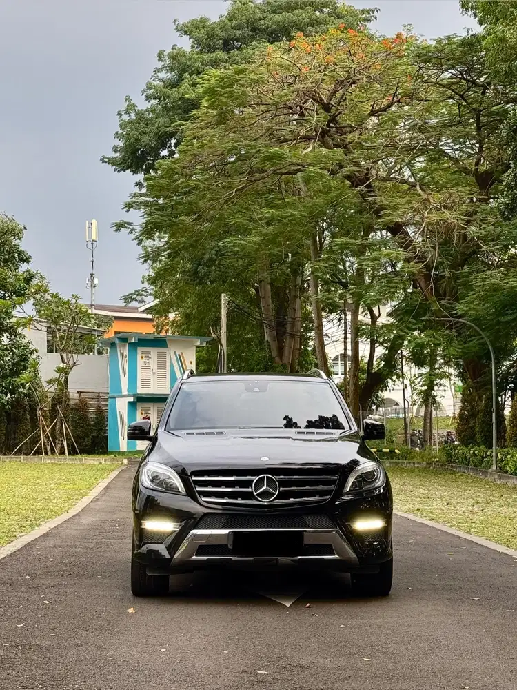 CASH Mercedes-Benz ML400 AMG 2015 Good Condition