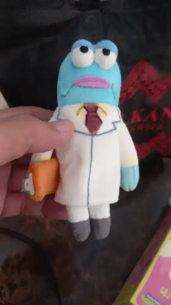 Bikini bottom v2 popmart selected