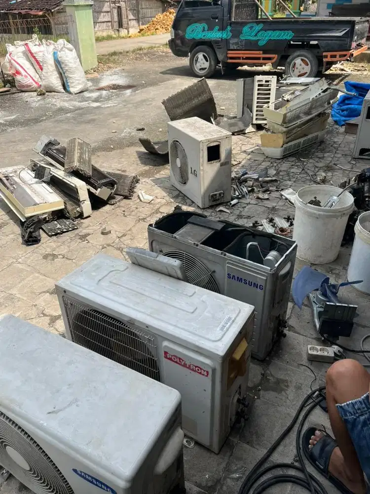 Trima Ac bekas rusak