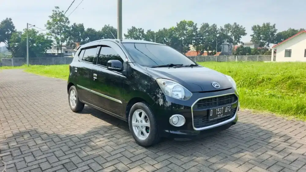 DP 5jtn Ayla X 1.0 manual 2017 hitam