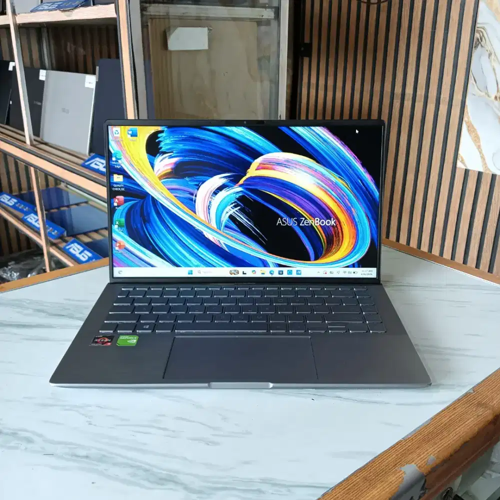 Asus ZENBOOK UX4341Q ryzen 5-3500U Nvidia mx350 2Gb