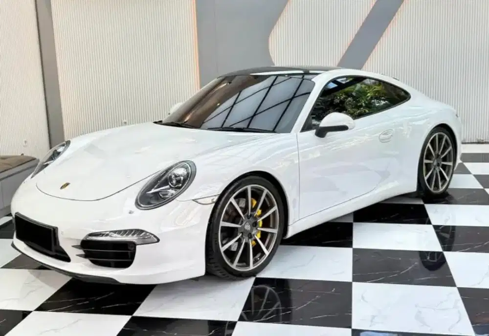 Porsche 911 Carrera S 3.8 2012
