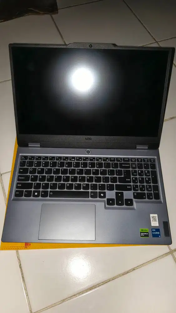 Jual laptop Lenovo LOQ 15 IAX9 (BU)