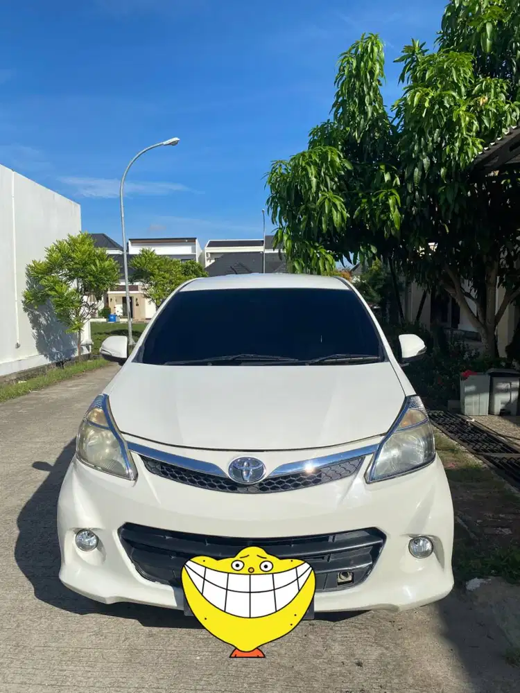 Veloz Luxury 2014 MT