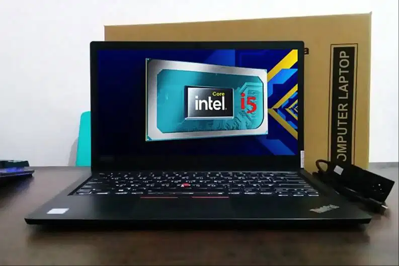 Laptop Fulzet | Core i5 | Ram 8gb | SSD 256 | super mulus segel normal