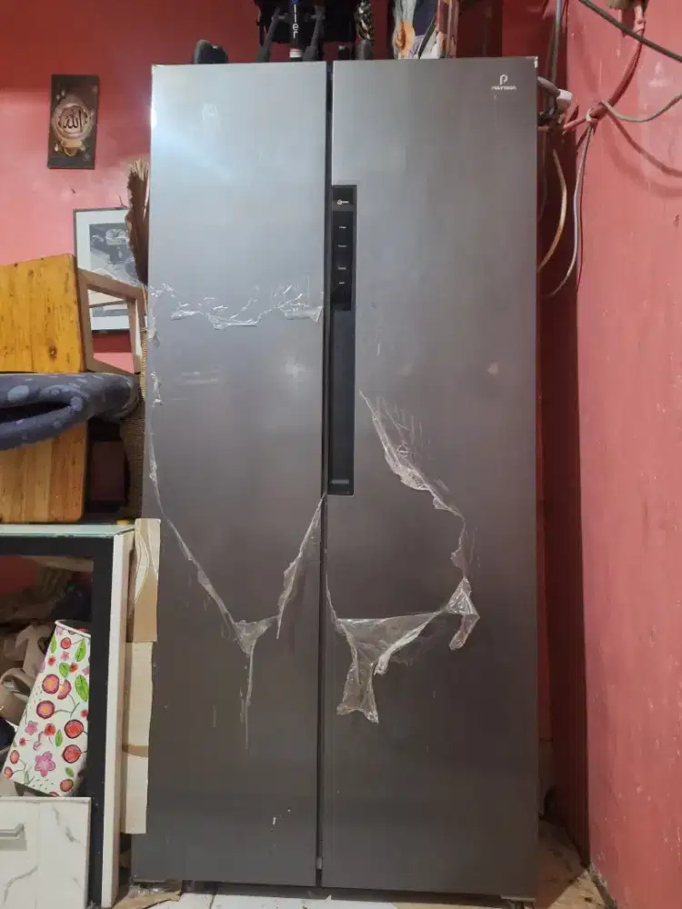 Kulkas Polytron 2 pintu