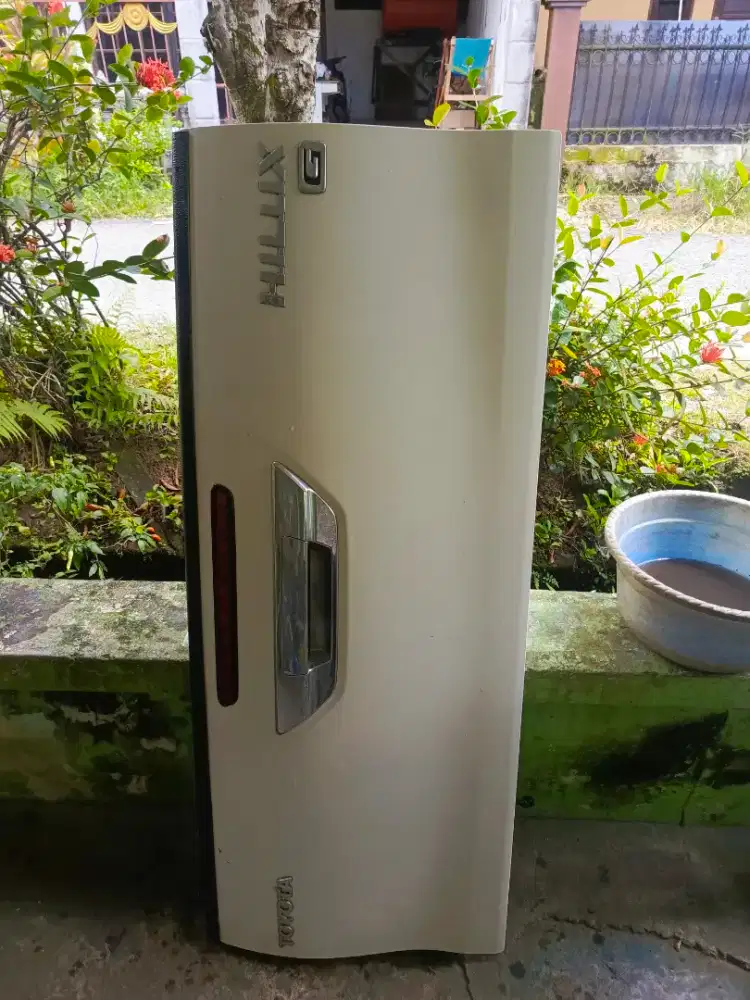 Jual 1 set second nda pernah di pakai (pintu bancian)Hilux Doble cabin