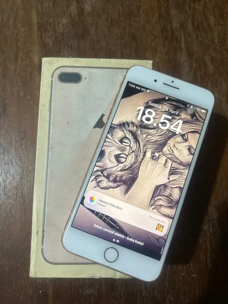 iphone 8+ gold second