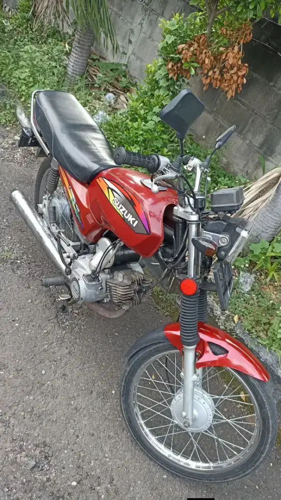 Suzuki A 100 econos