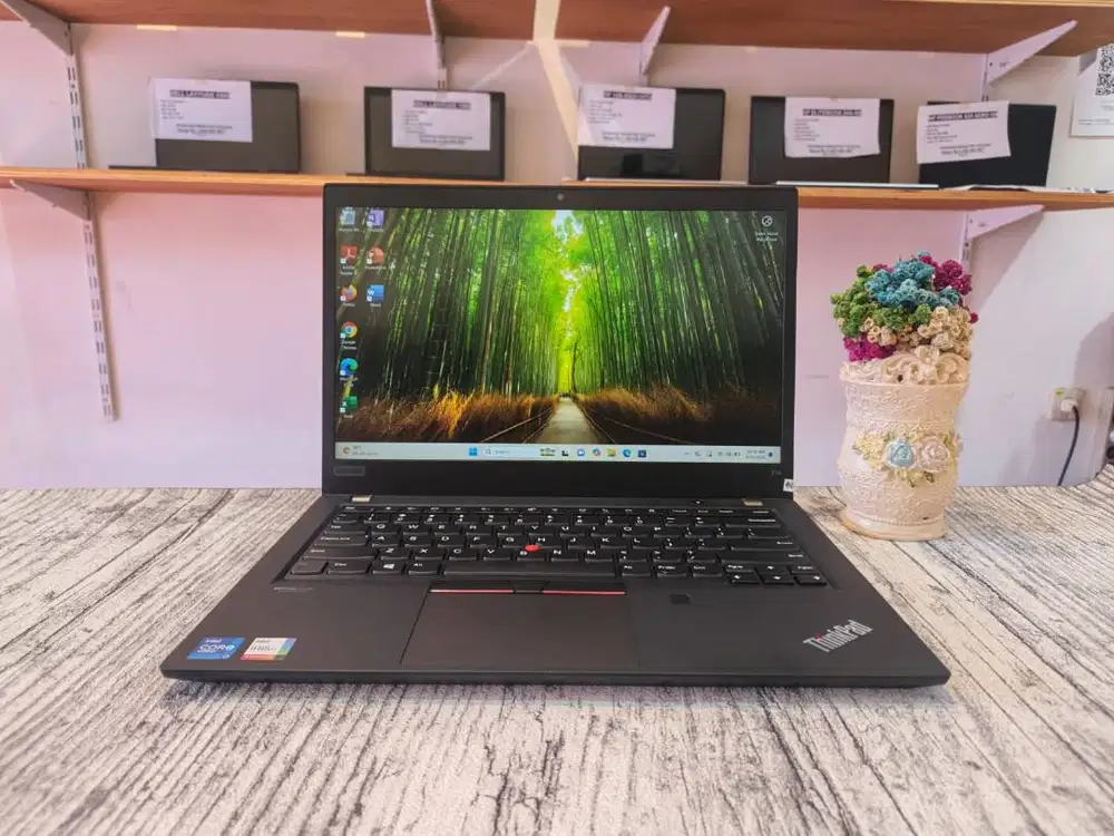 Laptop LENOVO THINKPAD T14 GEN 2 Intel Core i7-1185G7 Ram 16GB