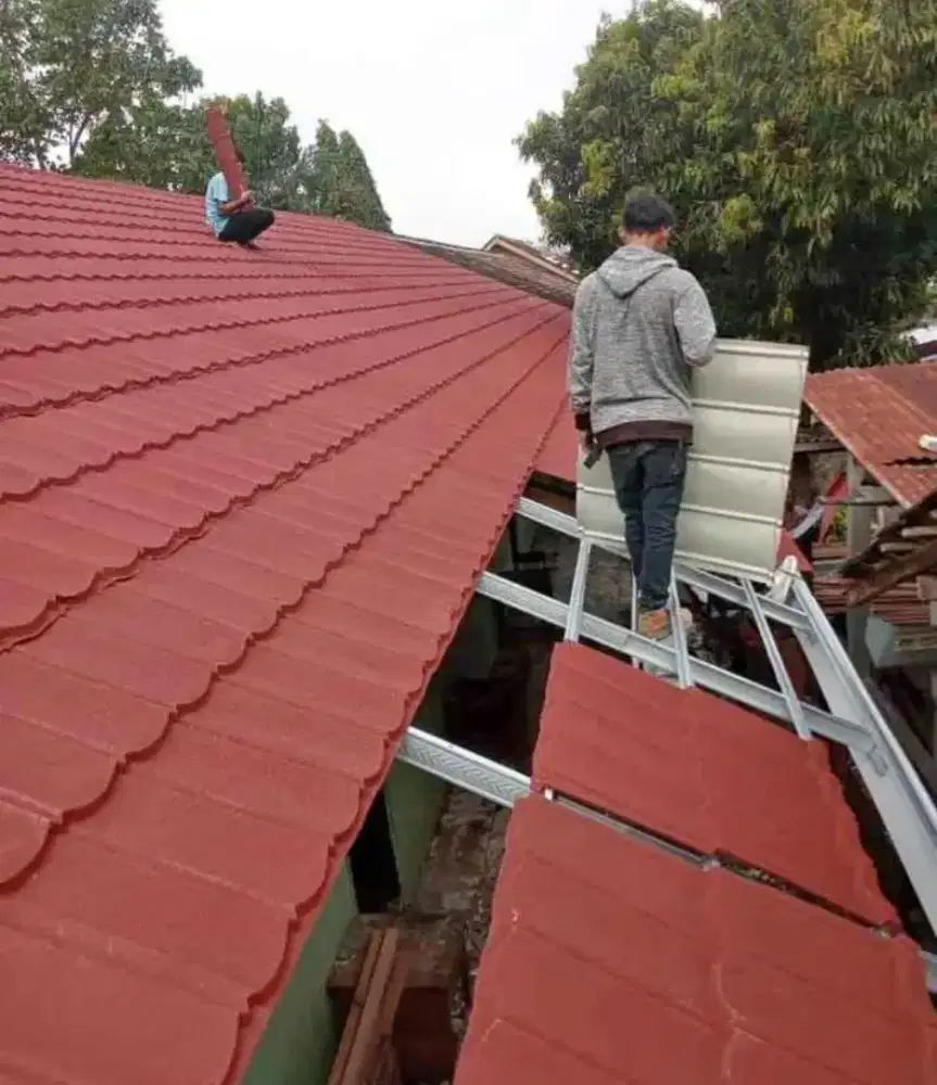 Atap rumah pasang baja ringan