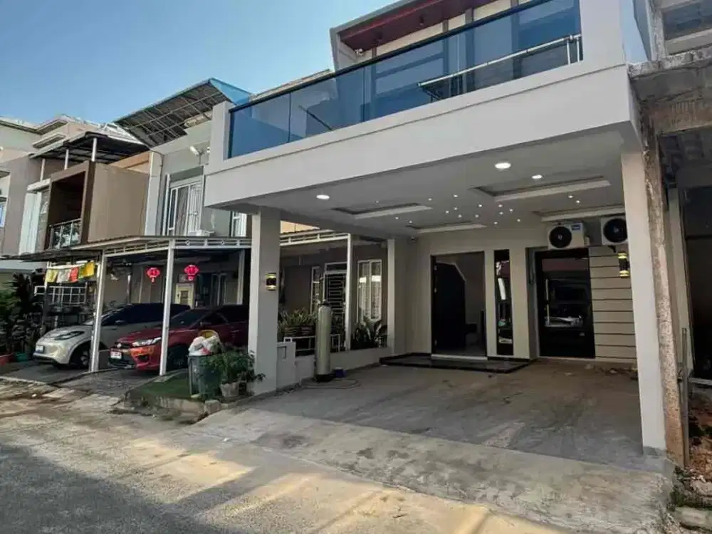 Jual Rumah Beverly Green 2 Lantai Semi Furnish 3KT Batam Center Uwto 2040