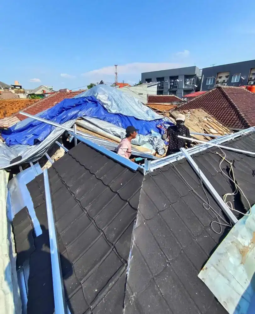 Renovasi atap pasang baja ringan
