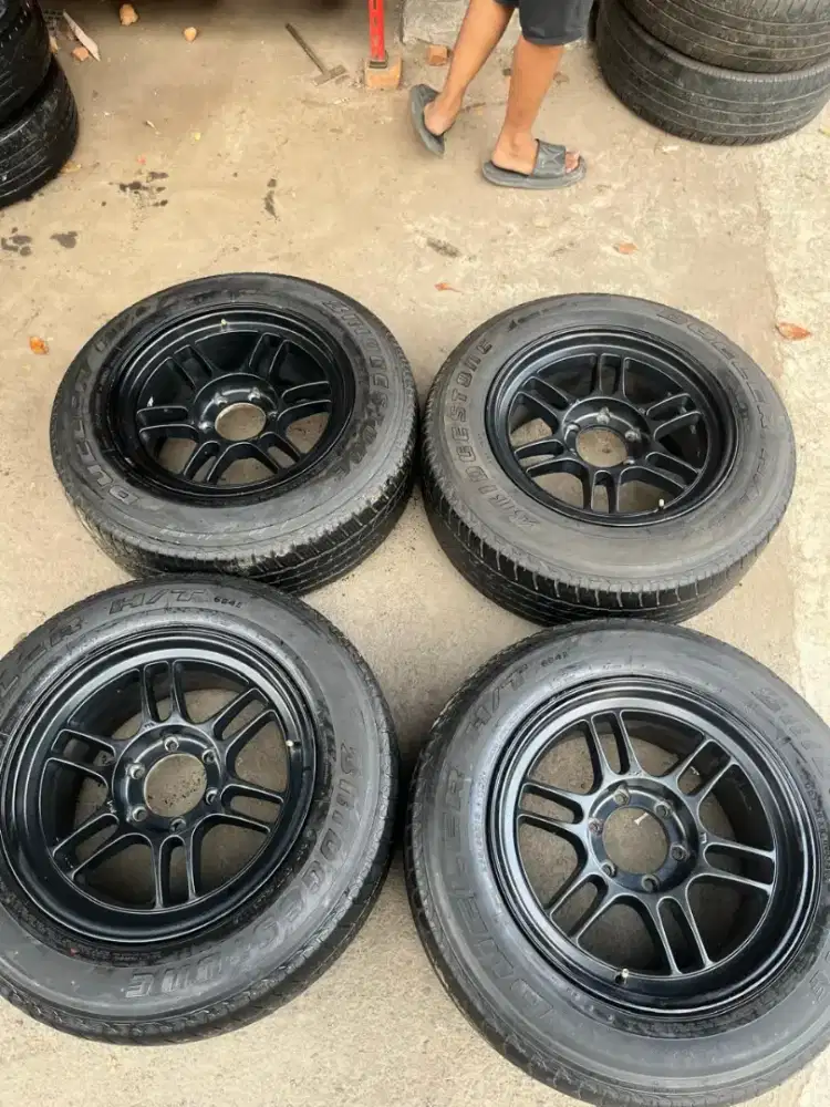 Enkei rpf1 ring 18 pcd 6x139,7 ban 265/60 R18 Fortuner pajero 4pcs