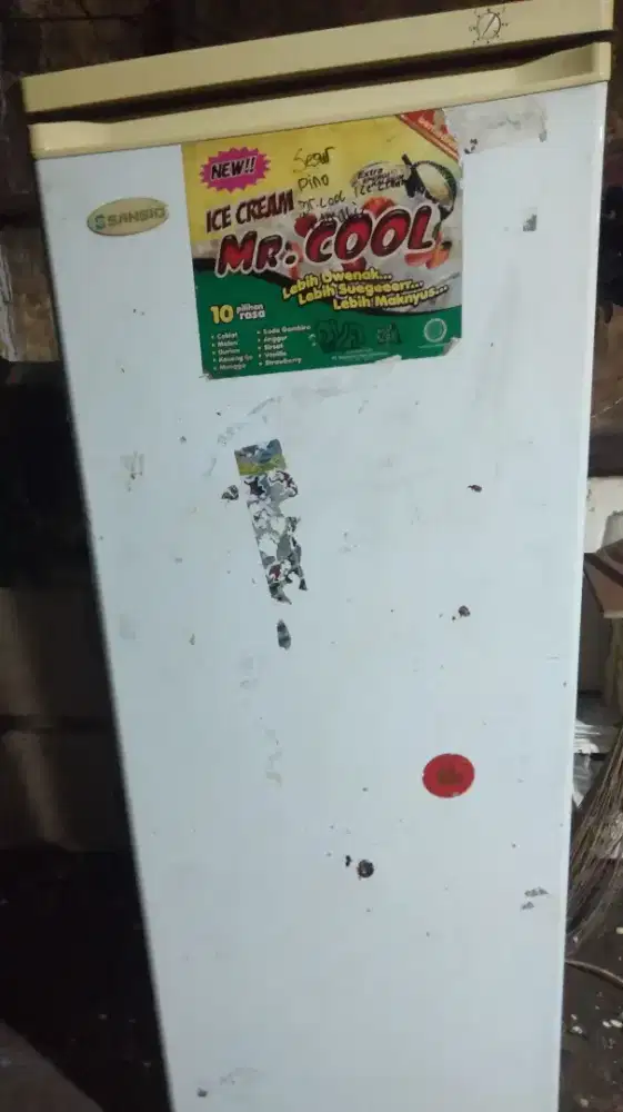 Kulkas freezer 6 rak