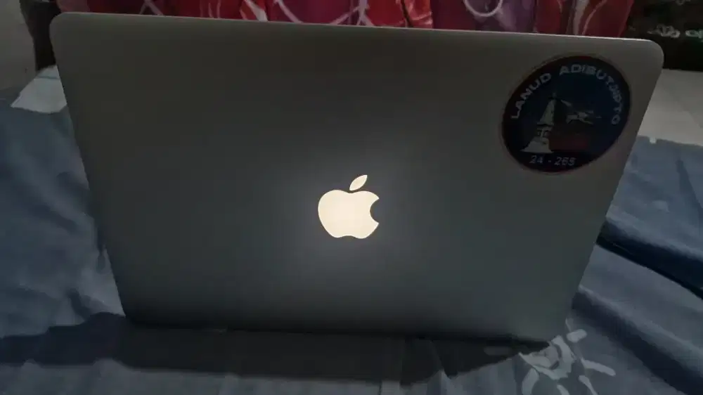 Macbook pro tahun 2015