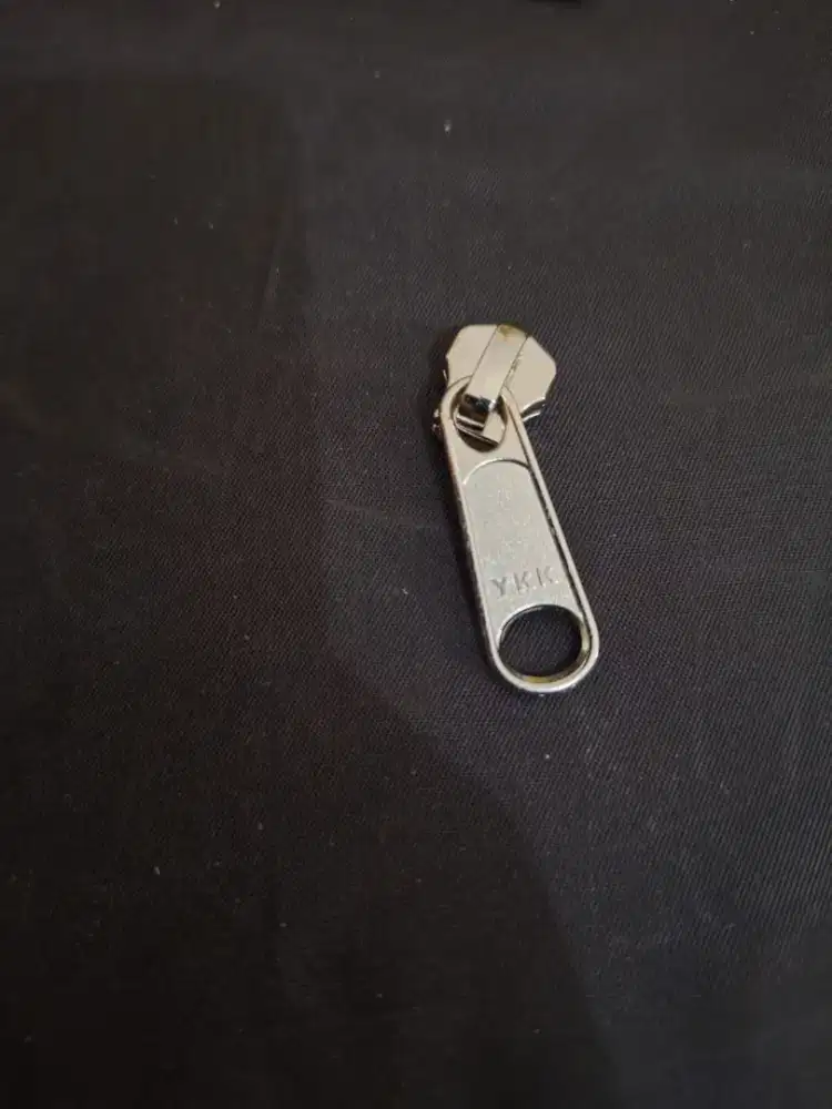 Kepala resleting untuk 
Tas dan juga menerima 
Jasa Perbaiki tas dan k