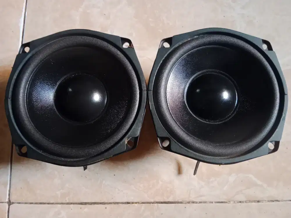 Woofer 5 inch ex AKARI aktif speaker