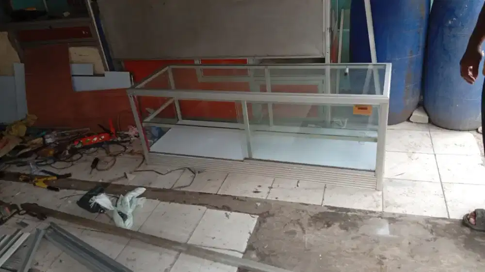Etalase warteg panjang 1.5 meter